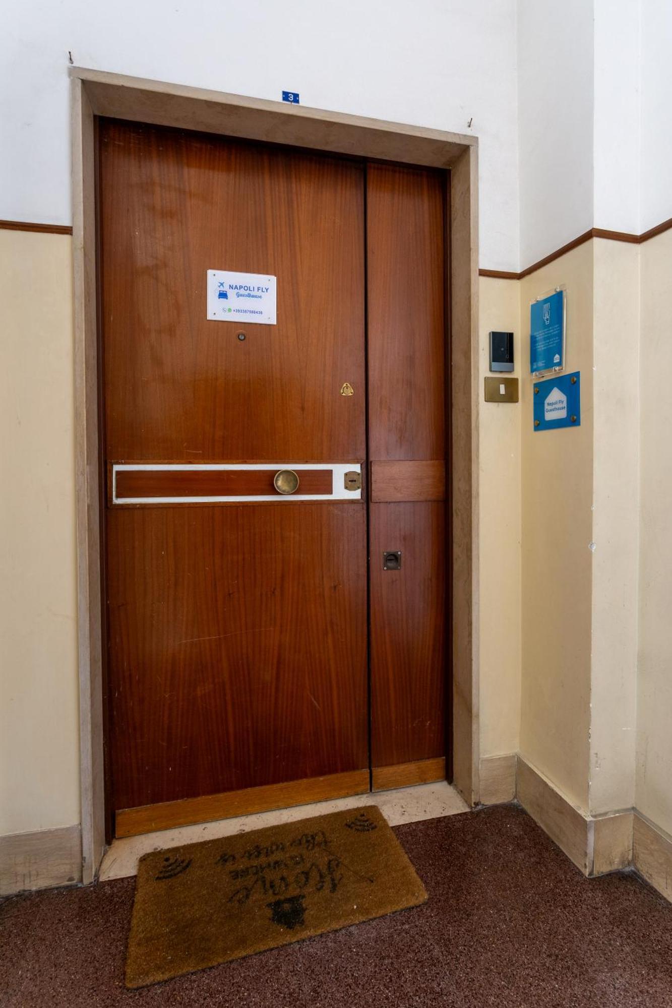 Napoli Fly Guest House 290 Екстер'єр фото